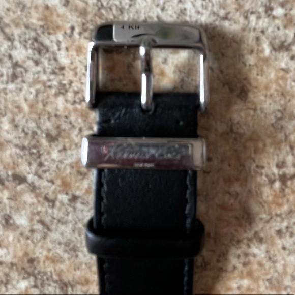 Kenneth Cole New York digital watch - Picture 3 of 12